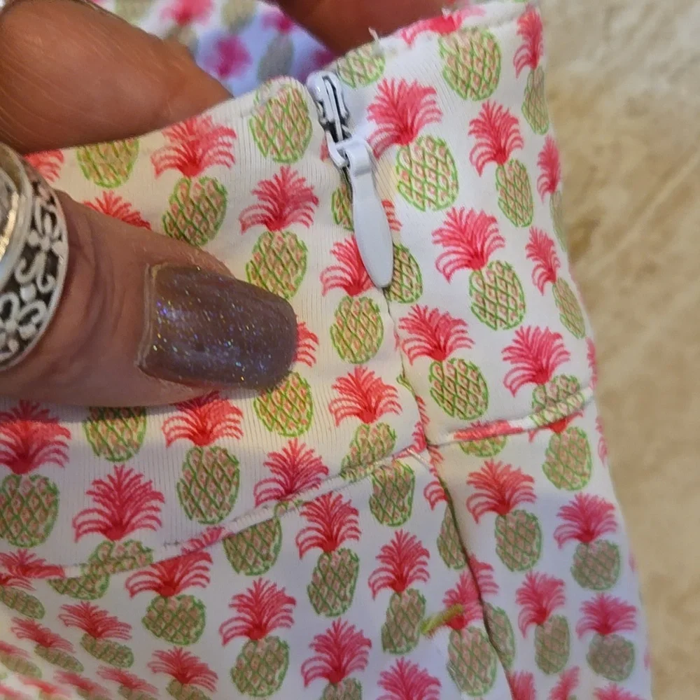 Fairway & Greene Pink/Green Pineapple Leisure/Active/Golf Skort - Picture 5 of 10